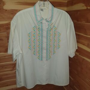 90s WOen's White Short-Sleeve Shirt with Turquoise & Yellow Embroidery